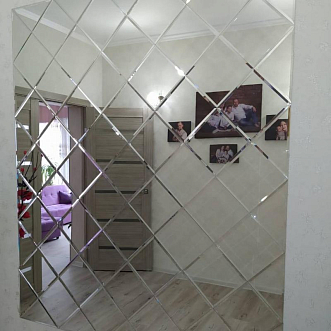 Проект Зеркальное панно в межкомнатном проходе, Луховицы фото проекта
